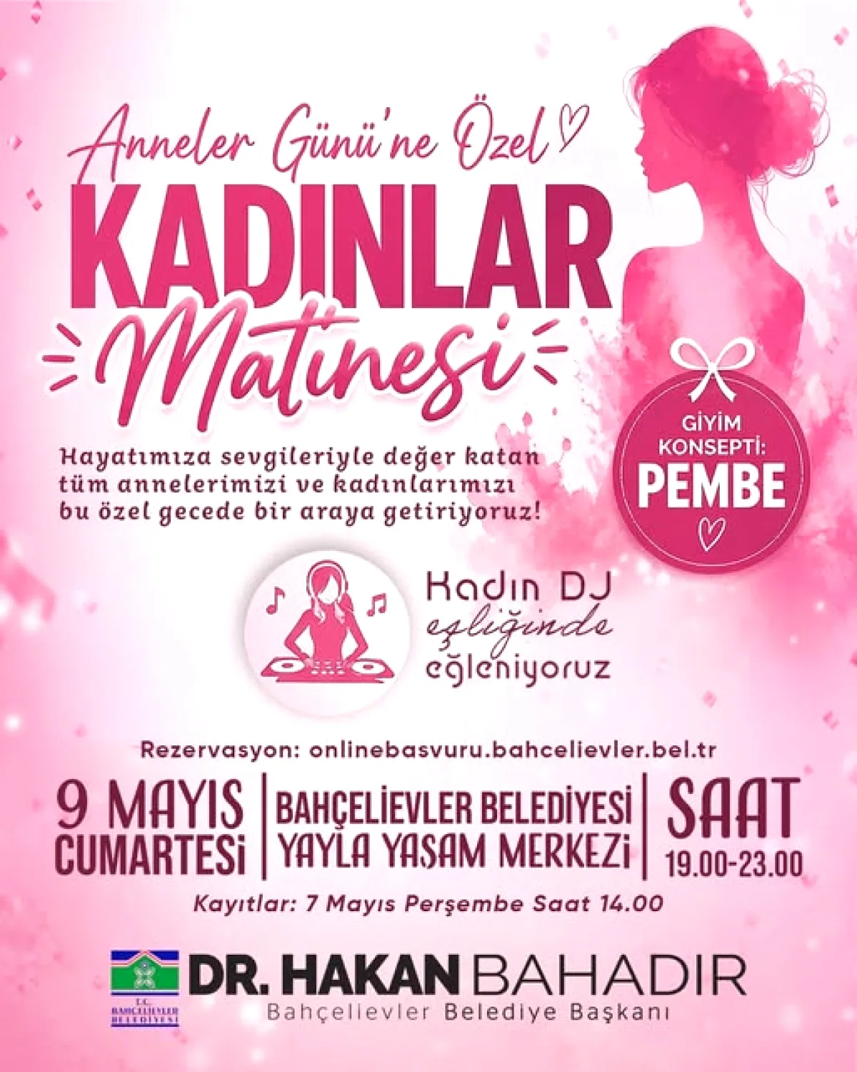 Bahçelievler'de Anneler Günü'ne Özel Pembe Temalı Müzikli Buluşma Bahçelievler'de Anneler Günü'ne Özel Pembe Temalı Müzikli Buluşma
