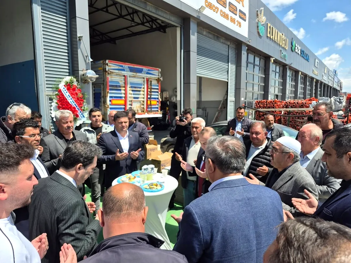 Şereflikoçhisar'da Jet Oto ve Tır Yıkama Hizmete Açıldı Şereflikoçhisar'da Jet Oto ve Tır Yıkama Hizmete Açıldı