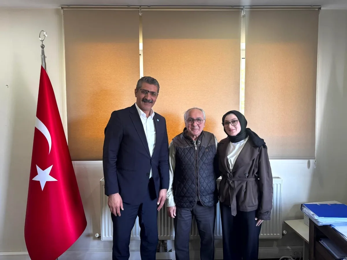 İYİ Parti İstanbul'dan Spor Bilimleri Fakültesi'ne Ziyaret İYİ Parti İstanbul'dan Spor Bilimleri Fakültesi'ne Ziyaret