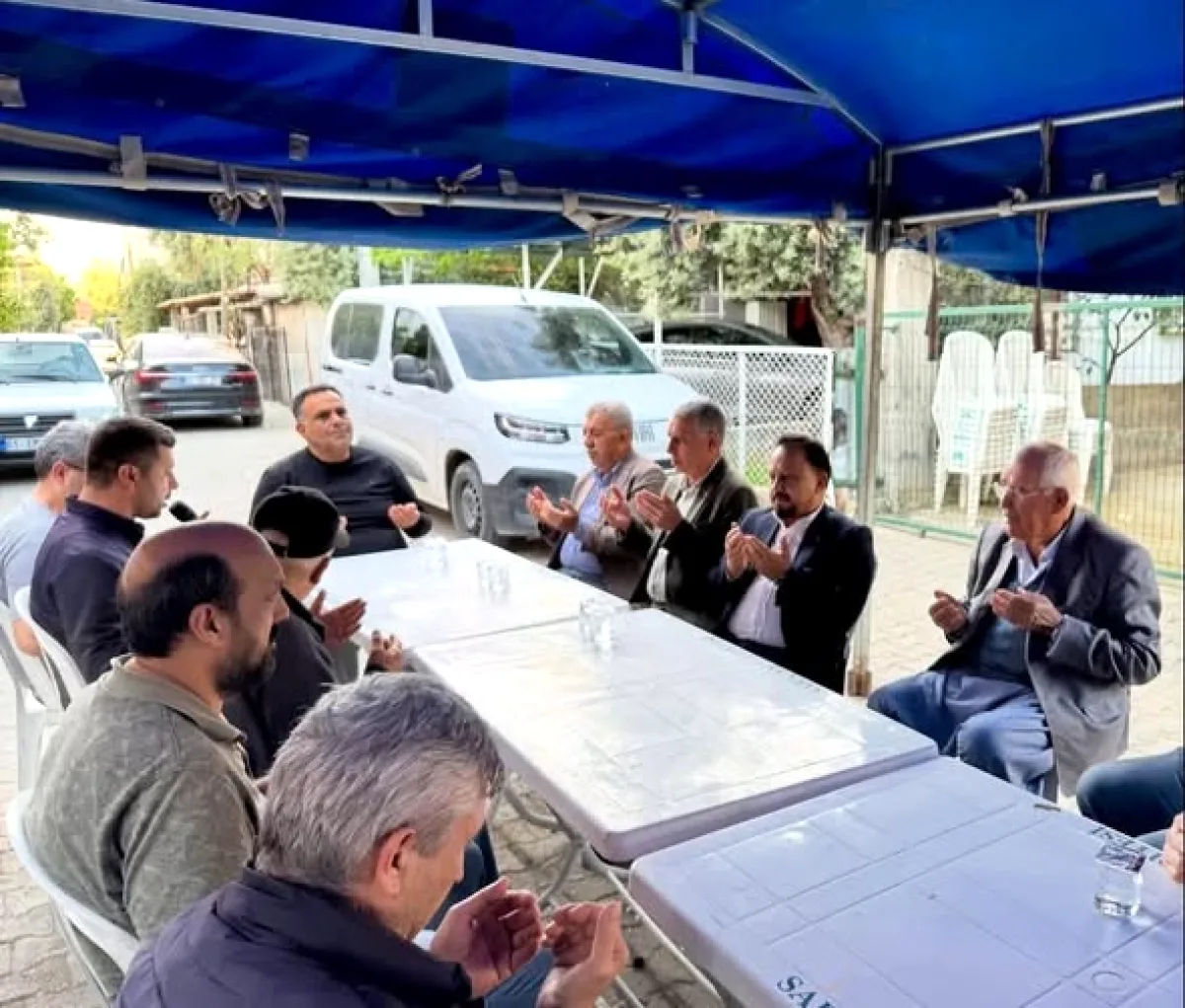 MHP Sarıçam İlçe ve Belediye Başkanından Taziye Ziyareti MHP Sarıçam İlçe ve Belediye Başkanından Taziye Ziyareti