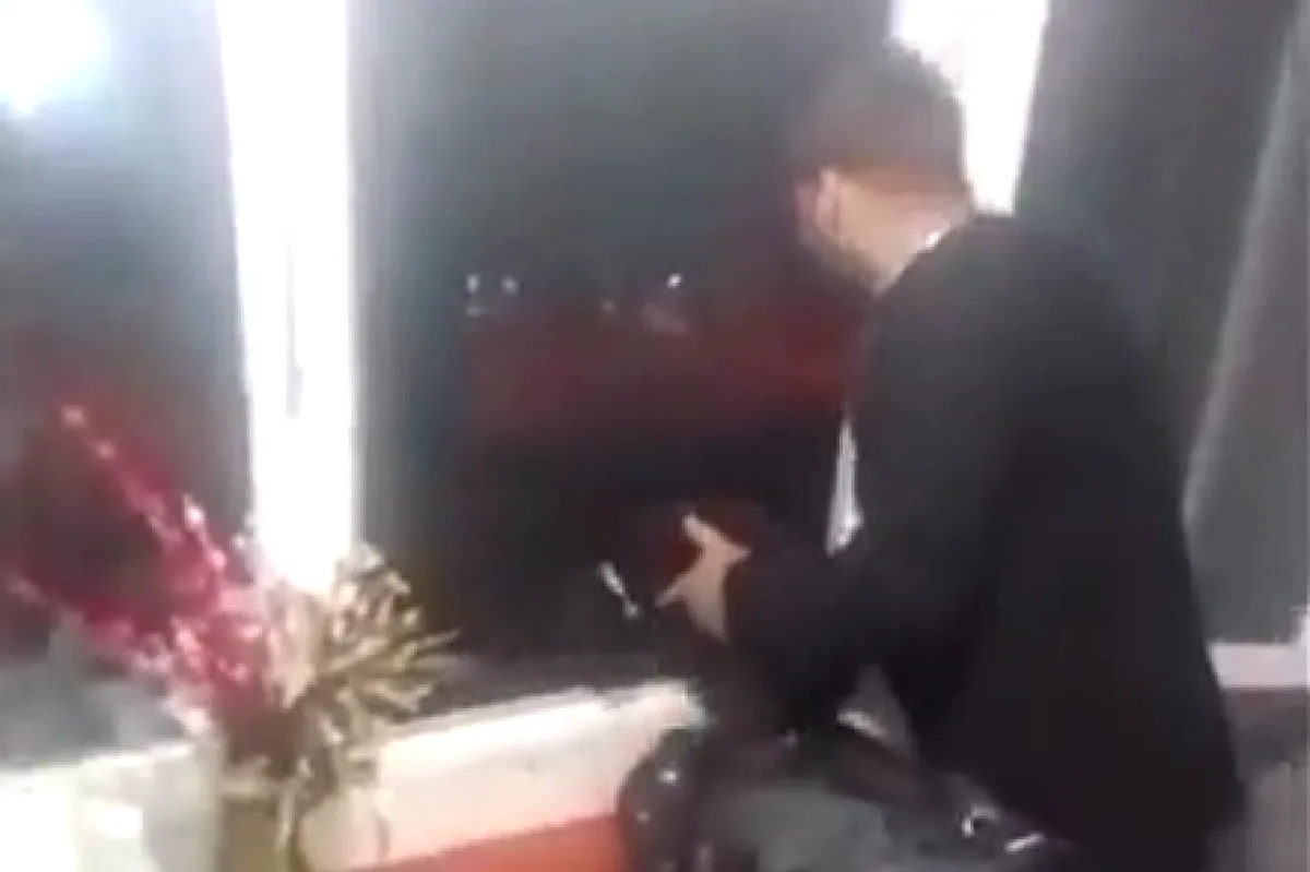Yalova'da Kediyi Camdan Atma İddiası: Sosyal Medyada İnfial Yaratan Video ve Hukuki Süreç Beklentisi Yalova'da Kediyi Camdan Atma İddiası: Sosyal Medyada İnfial Yaratan Video ve Hukuki Süreç Beklentisi