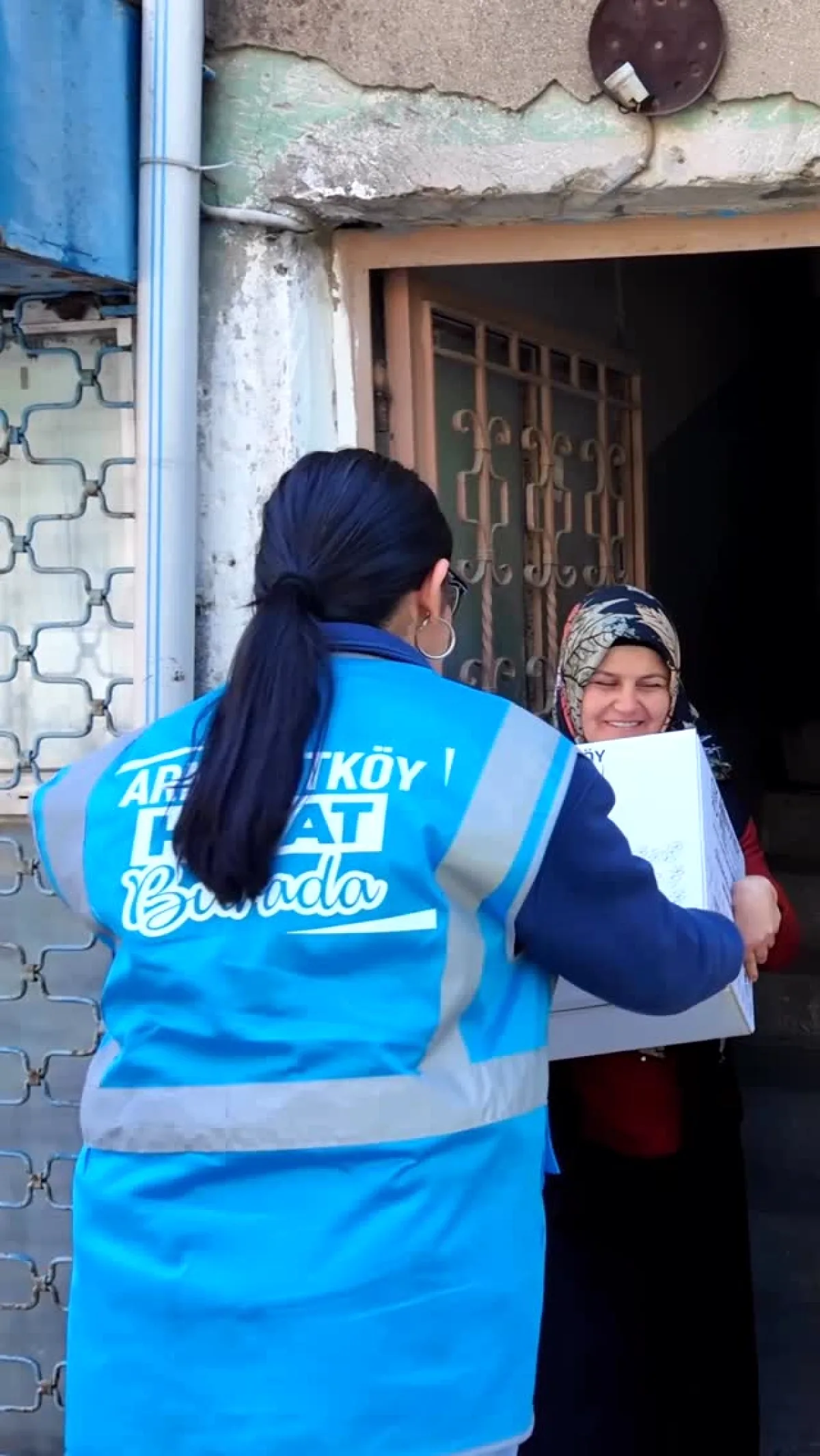 Arnavutköy'de Çölyak Hastalarına Glutensiz Gıda Desteği Arnavutköy'de Çölyak Hastalarına Glutensiz Gıda Desteği