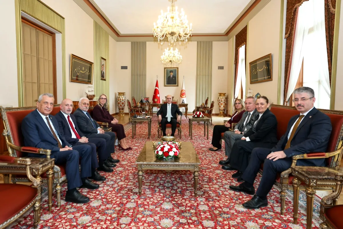 İsviçre Dostluk Grubu'ndan TBMM Başkanı Kurtulmuş'a Ziyaret İsviçre Dostluk Grubu'ndan TBMM Başkanı Kurtulmuş'a Ziyaret