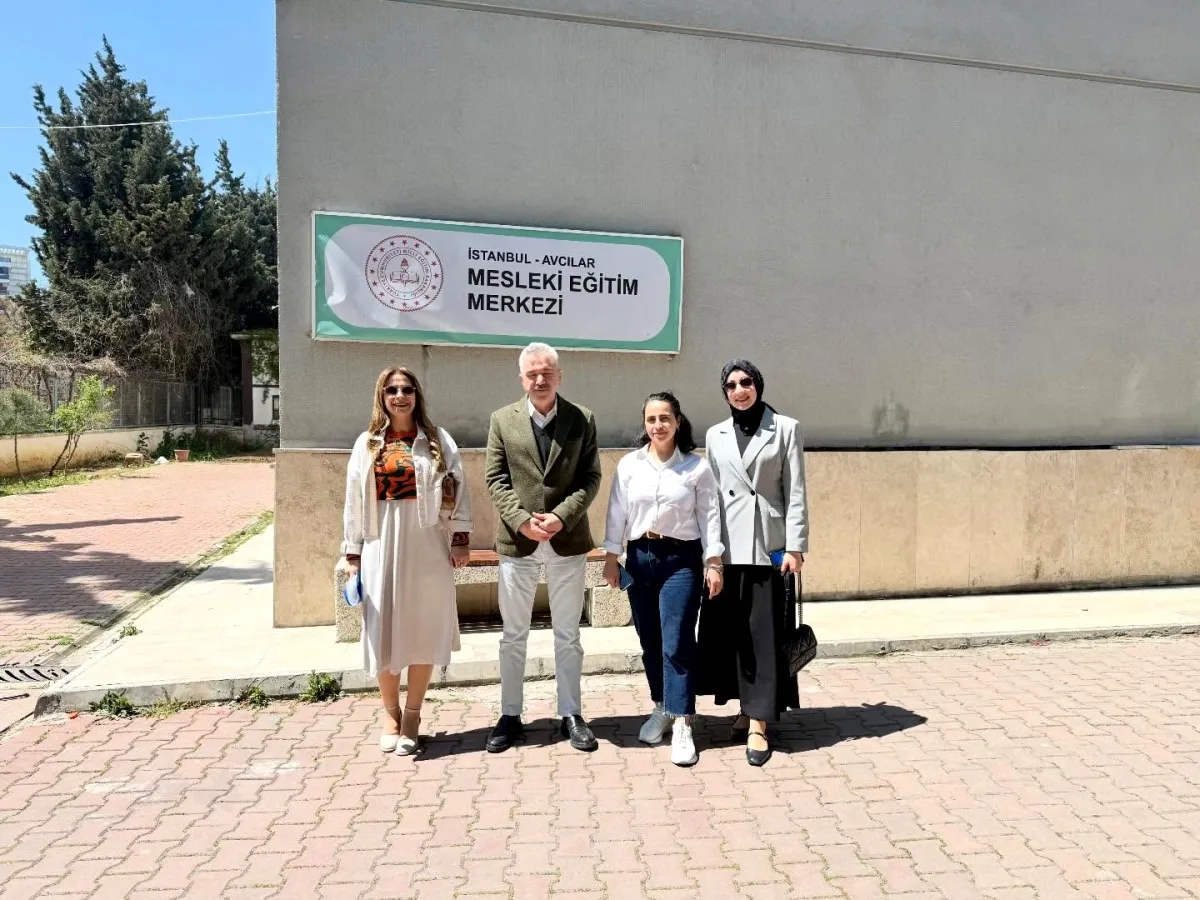 Avcılar'da Mesleki Eğitim Merkezi'ne Rehberlik Ziyareti Avcılar'da Mesleki Eğitim Merkezi'ne Rehberlik Ziyareti