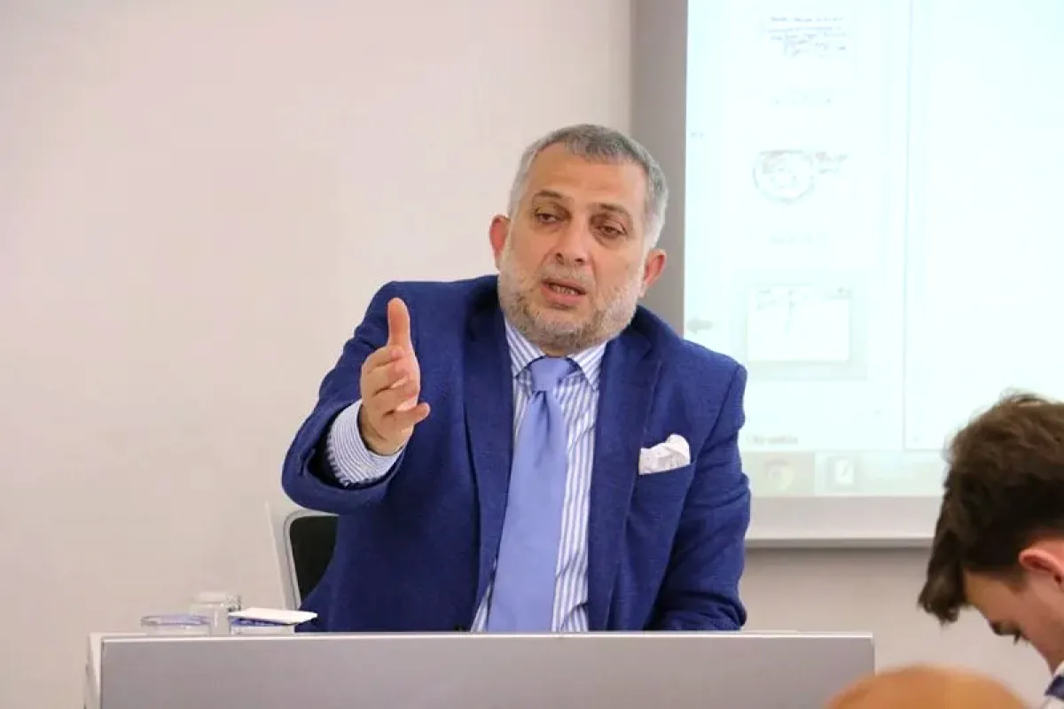 Metin Külünk: "Muhalefet Çapsız, Sokak Siyasetin Önünde" Metin Külünk: "Muhalefet Çapsız, Sokak Siyasetin Önünde"