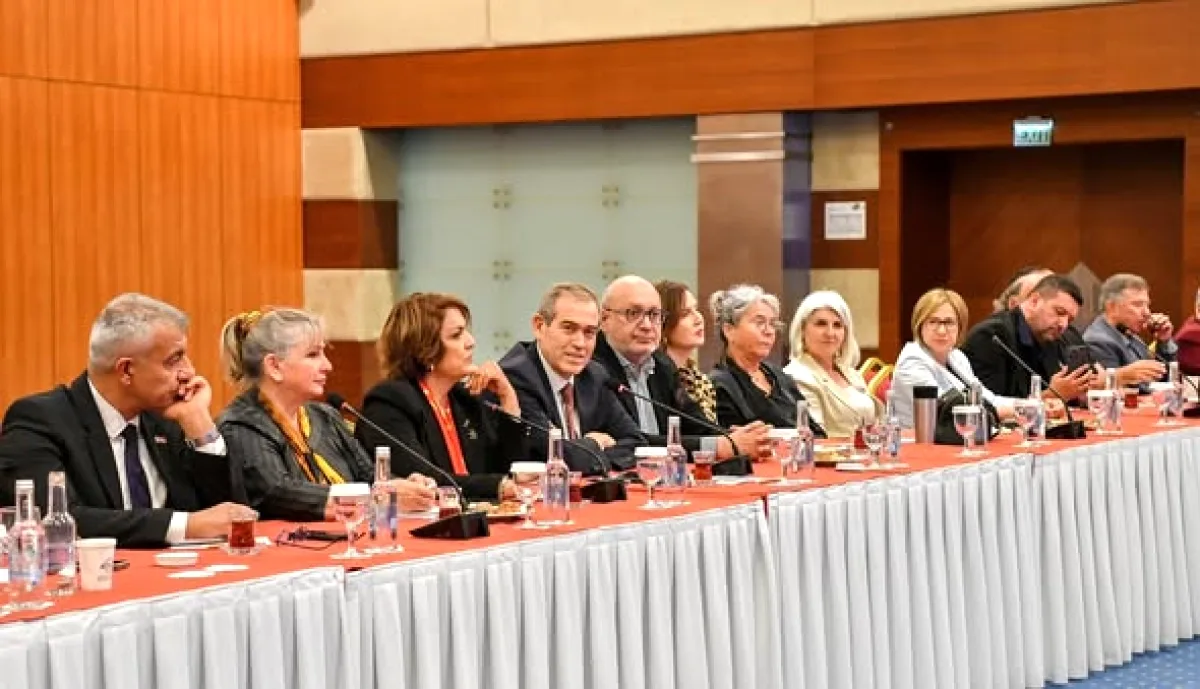 Antalya'da Kültürel Miras ve Marka Şehir İçin Ortak Akıl Antalya'da Kültürel Miras ve Marka Şehir İçin Ortak Akıl