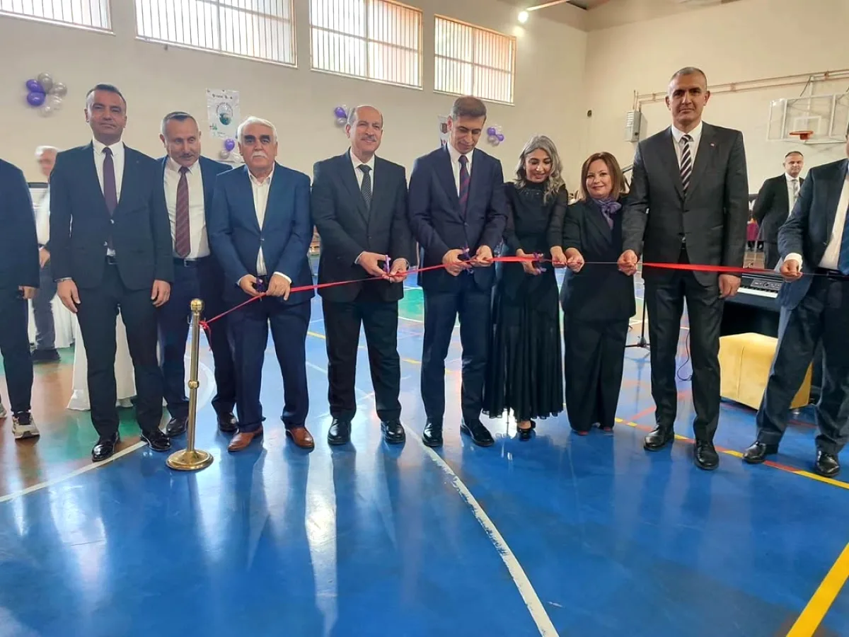 Yüreğir'de TÜBİTAK 4006 Bilim Fuarı Açıldı: Öğrenciler Projelerini Sergiledi Yüreğir'de TÜBİTAK 4006 Bilim Fuarı Açıldı: Öğrenciler Projelerini Sergiledi