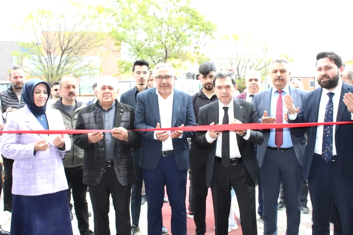 Şereflikoçhisar'da "Hane i Lezzet" Açıldı: Protokol Destek Verdi Şereflikoçhisar'da "Hane i Lezzet" Açıldı: Protokol Destek Verdi