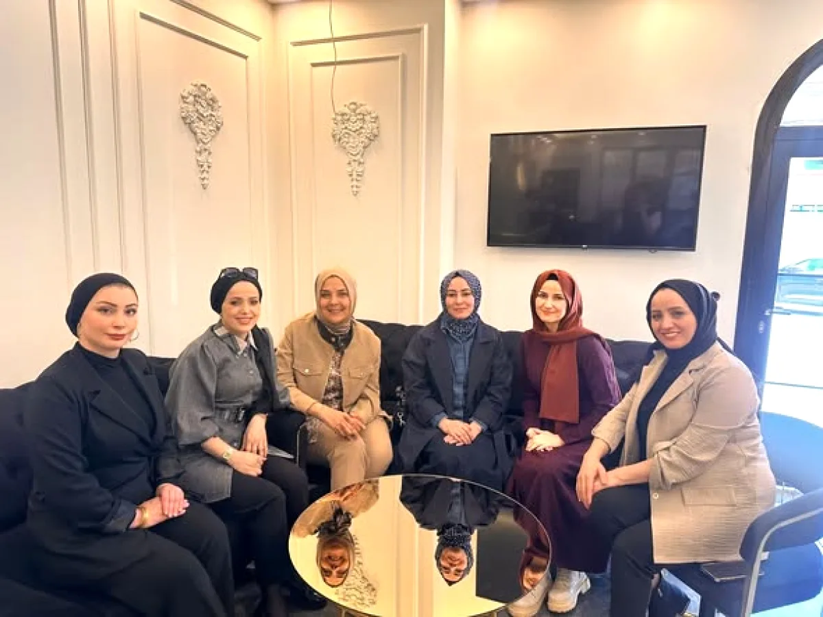 AK Parti Arnavutköy İlçe Başkanlığı'ndan Kadın Girişimcilere Anlamlı Ziyaret AK Parti Arnavutköy İlçe Başkanlığı'ndan Kadın Girişimcilere Anlamlı Ziyaret