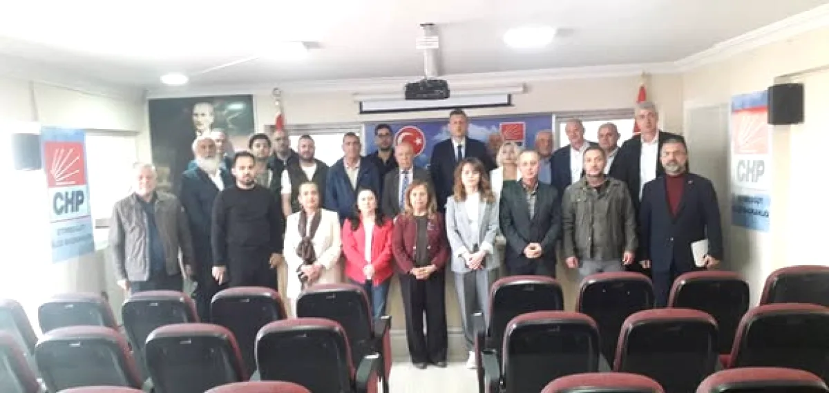 Selçuk Demir'den Etimesgut Kadın Kolları Seminerine Teşekkür Selçuk Demir'den Etimesgut Kadın Kolları Seminerine Teşekkür