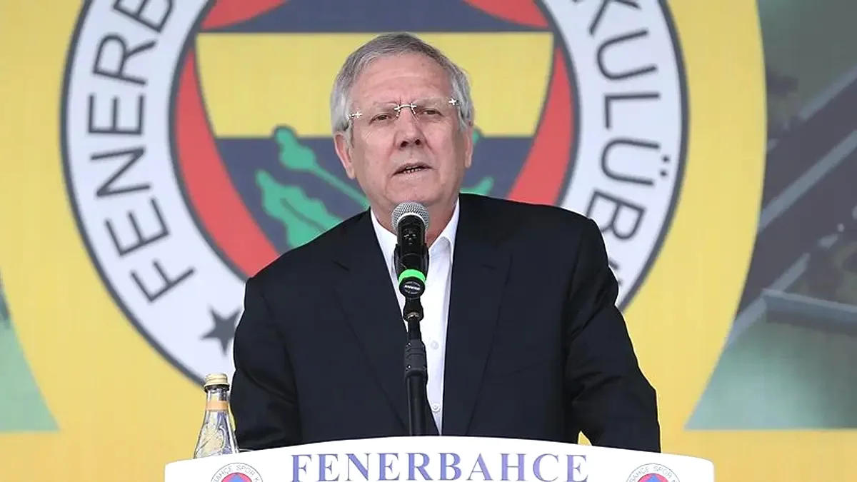 Fenerbahçe Efsanesi Alex'ten Aziz Yıldırım'a Tarihi Destek: "Geri Dön Patron" Fenerbahçe Efsanesi Alex'ten Aziz Yıldırım'a Tarihi Destek: "Geri Dön Patron"