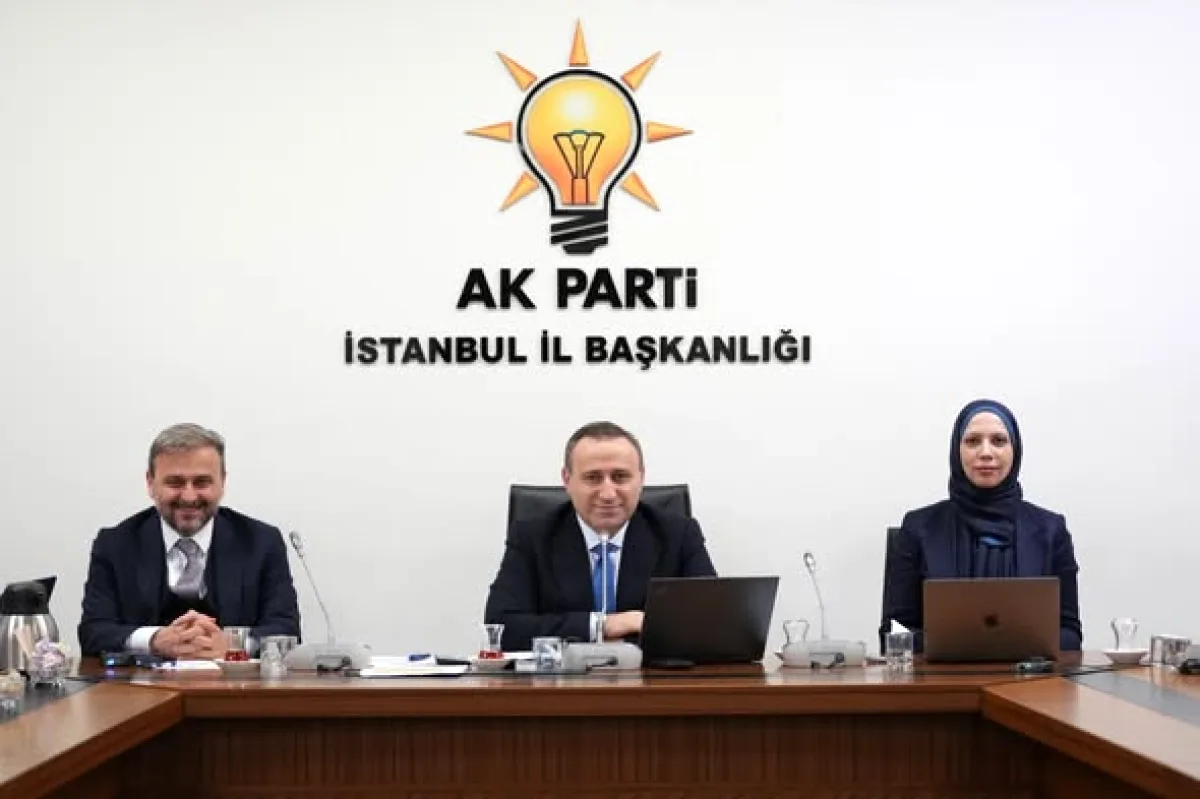 AK Parti Bayrampaşa'dan İletişim Stratejisi Toplantısı AK Parti Bayrampaşa'dan İletişim Stratejisi Toplantısı