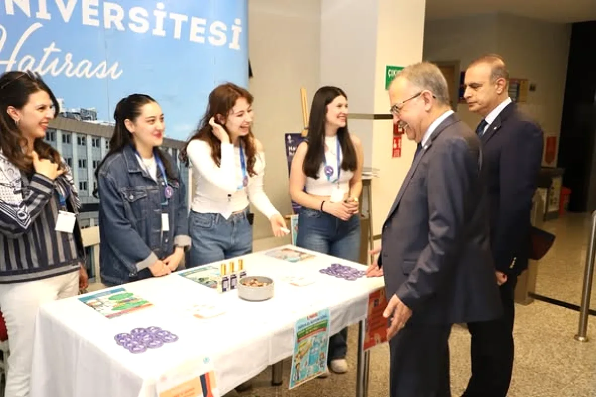 Sanko Üniversitesi'nde El Hijyeni Farkındalık Standı Yoğun İlgi Gördü Sanko Üniversitesi'nde El Hijyeni Farkındalık Standı Yoğun İlgi Gördü