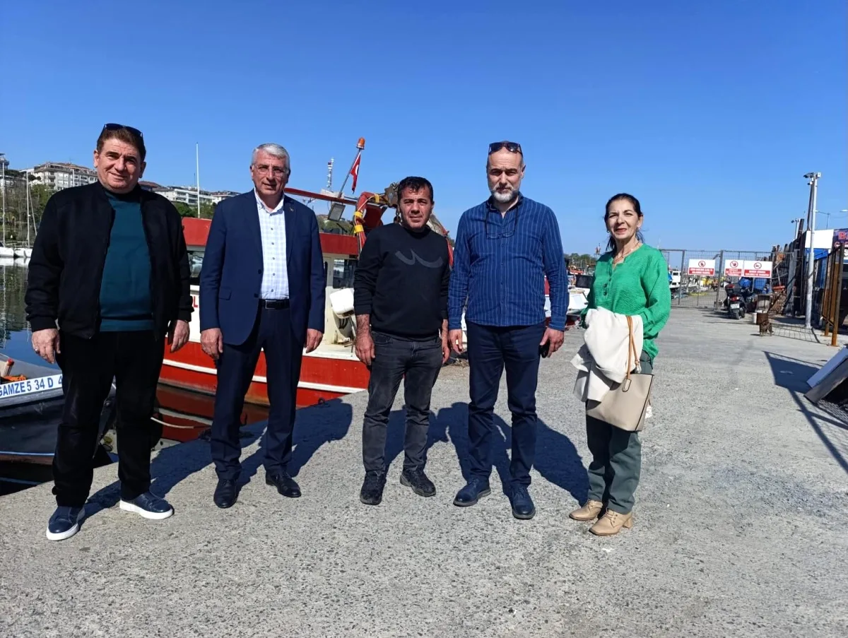 Avcılar Kent Konseyi Sahil İncelemesi Yaptı: Vatandaş Görüşleri Raporlanacak Avcılar Kent Konseyi Sahil İncelemesi Yaptı: Vatandaş Görüşleri Raporlanacak