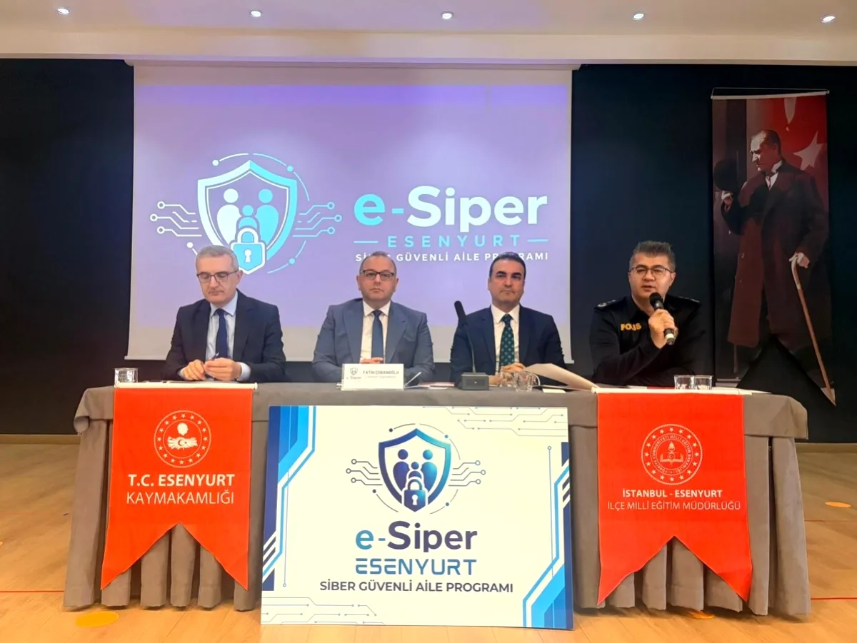 Esenyurt'ta Aileler İçin Siber Güvenlik Eğitimi Başladı Esenyurt'ta Aileler İçin Siber Güvenlik Eğitimi Başladı