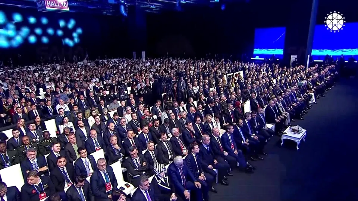 Erdoğan: Savunma İhracatında Haftalık 23 Yıllık Performansa Ulaştık Erdoğan: Savunma İhracatında Haftalık 23 Yıllık Performansa Ulaştık