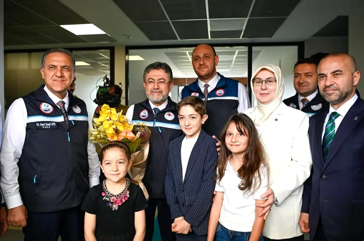 Akdeniz'in En Büyük Su Ürünleri Merkezi Yalova'da Açıldı Akdeniz'in En Büyük Su Ürünleri Merkezi Yalova'da Açıldı