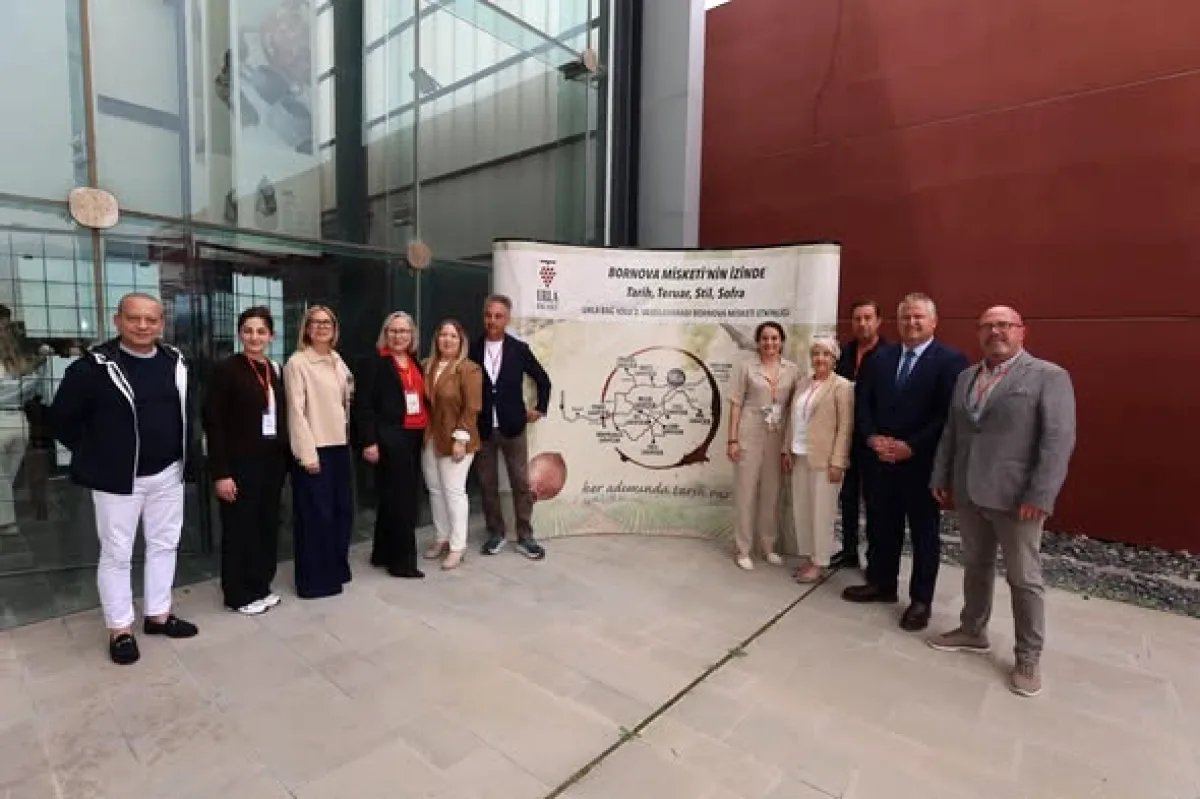 Urla'da Bağcılık Kültürü Bornova Misketi ile Yeniden Hayat Buluyor Urla'da Bağcılık Kültürü Bornova Misketi ile Yeniden Hayat Buluyor