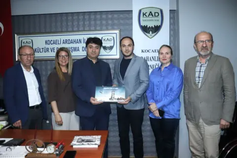İzmit Belediyesi, Ardahanlılar Derneği ile İş Birliğini Güçlendiriyor