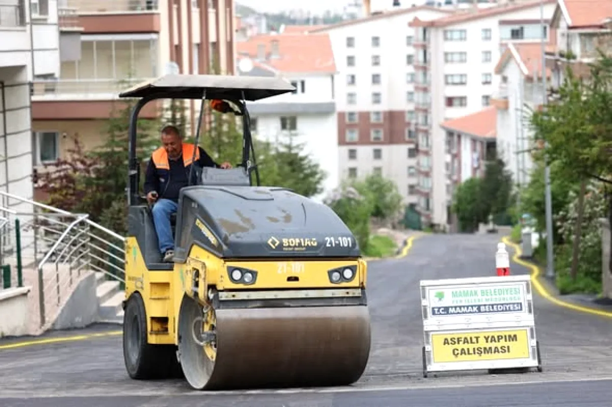 Mamak'ta Yol Kalitesi Artıyor: Misket Mahallesi'nde Asfalt Yenileme Çalışması Mamak'ta Yol Kalitesi Artıyor: Misket Mahallesi'nde Asfalt Yenileme Çalışması