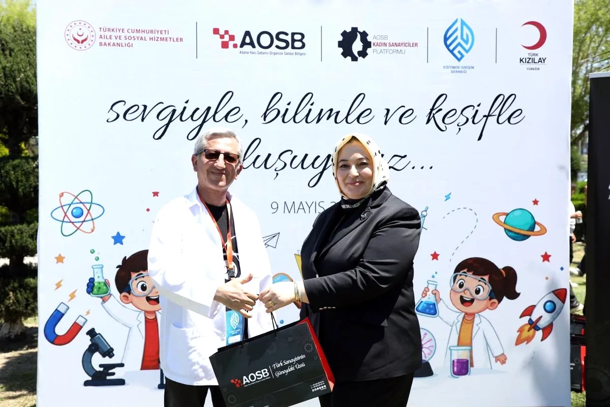 Adana OSB'de Kadın Sanayiciler ve Protokol Buluşması Gerçekleşti Adana OSB'de Kadın Sanayiciler ve Protokol Buluşması Gerçekleşti