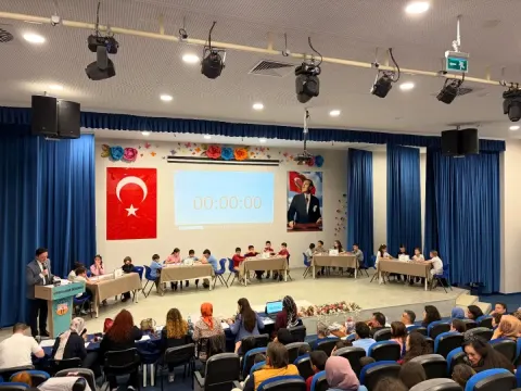 Zeytinburnu Bilgi ve Kültür Yarışması'nda Finalistler Belli Oldu