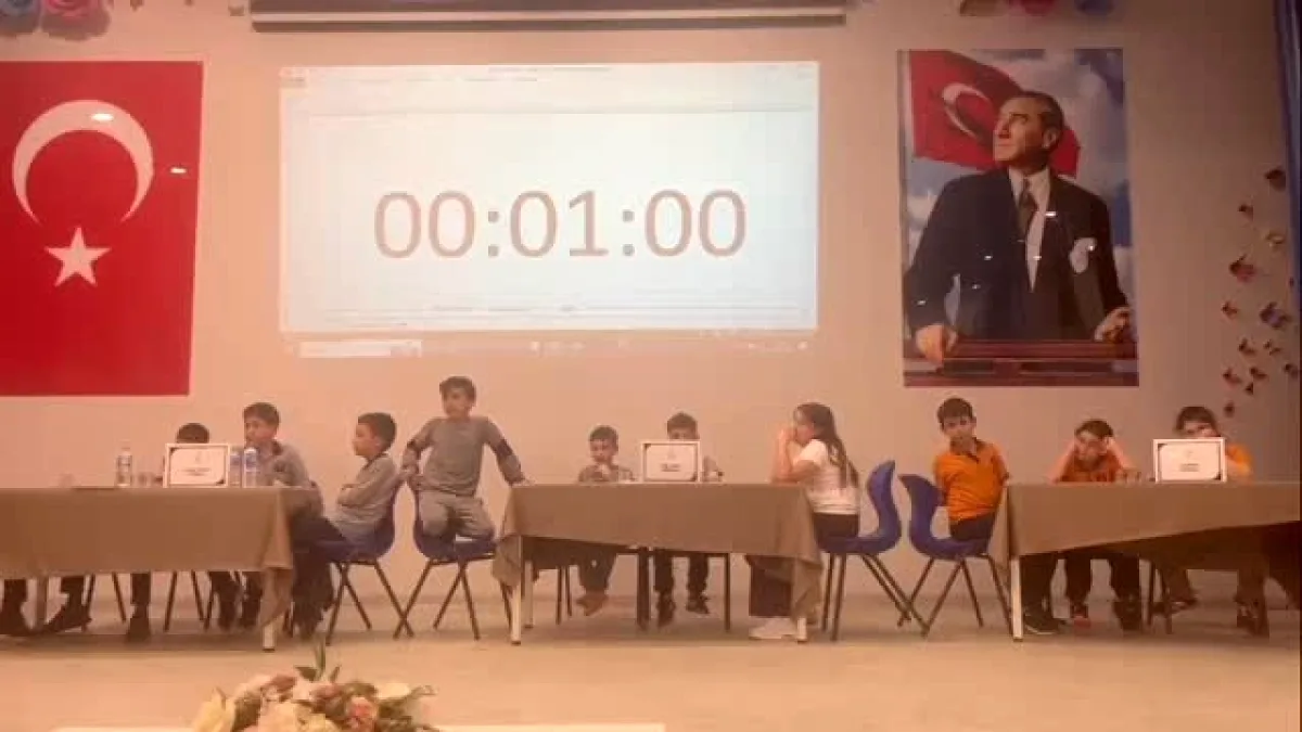 Zeytinburnu'nda İlkokul Bilgi ve Kültür Yarışması Yarı Final Aşamasını Tamamladı Zeytinburnu'nda İlkokul Bilgi ve Kültür Yarışması Yarı Final Aşamasını Tamamladı