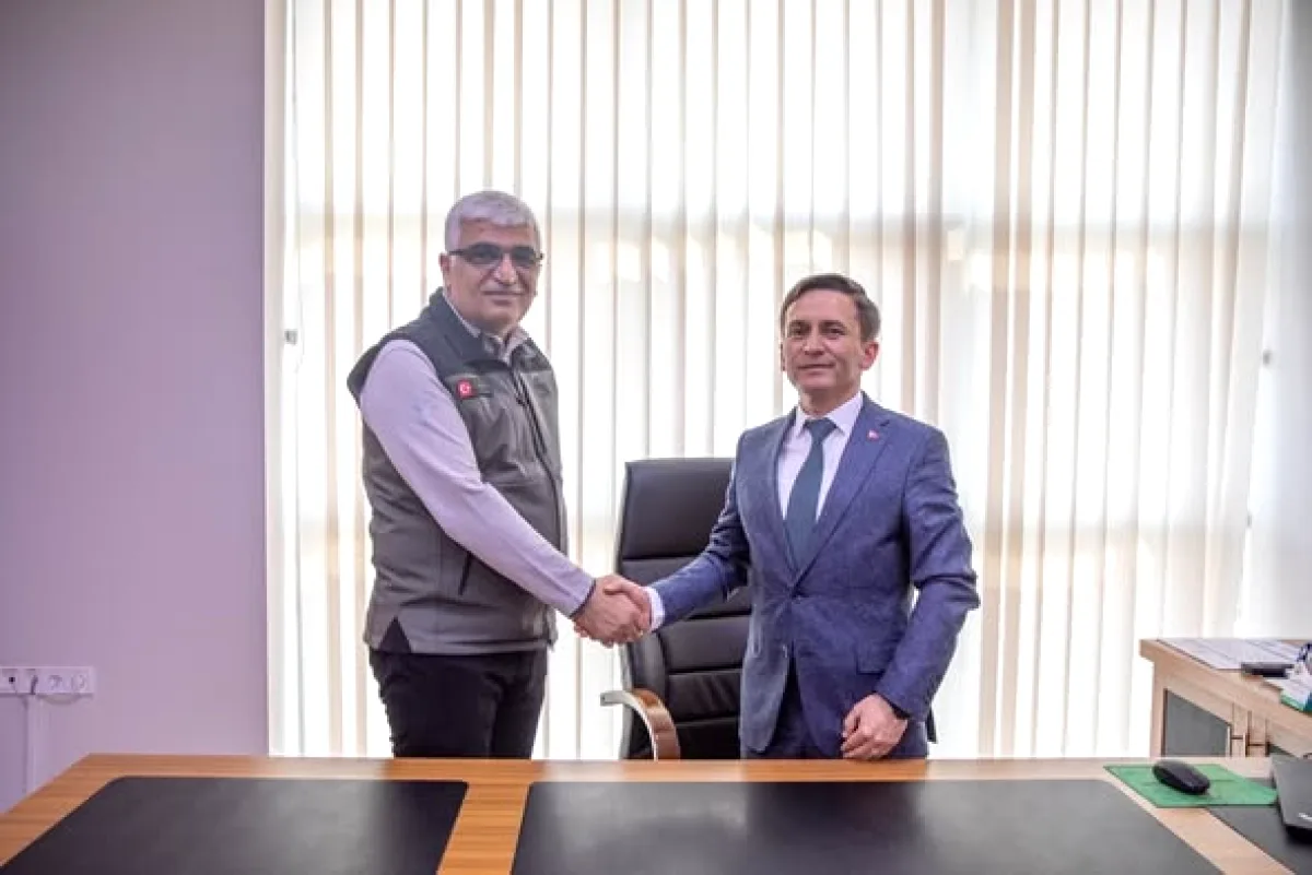 Kayseri'de Orman Çalışanları Lösemili Çocuklar İçin Bir Araya Geldi Kayseri'de Orman Çalışanları Lösemili Çocuklar İçin Bir Araya Geldi