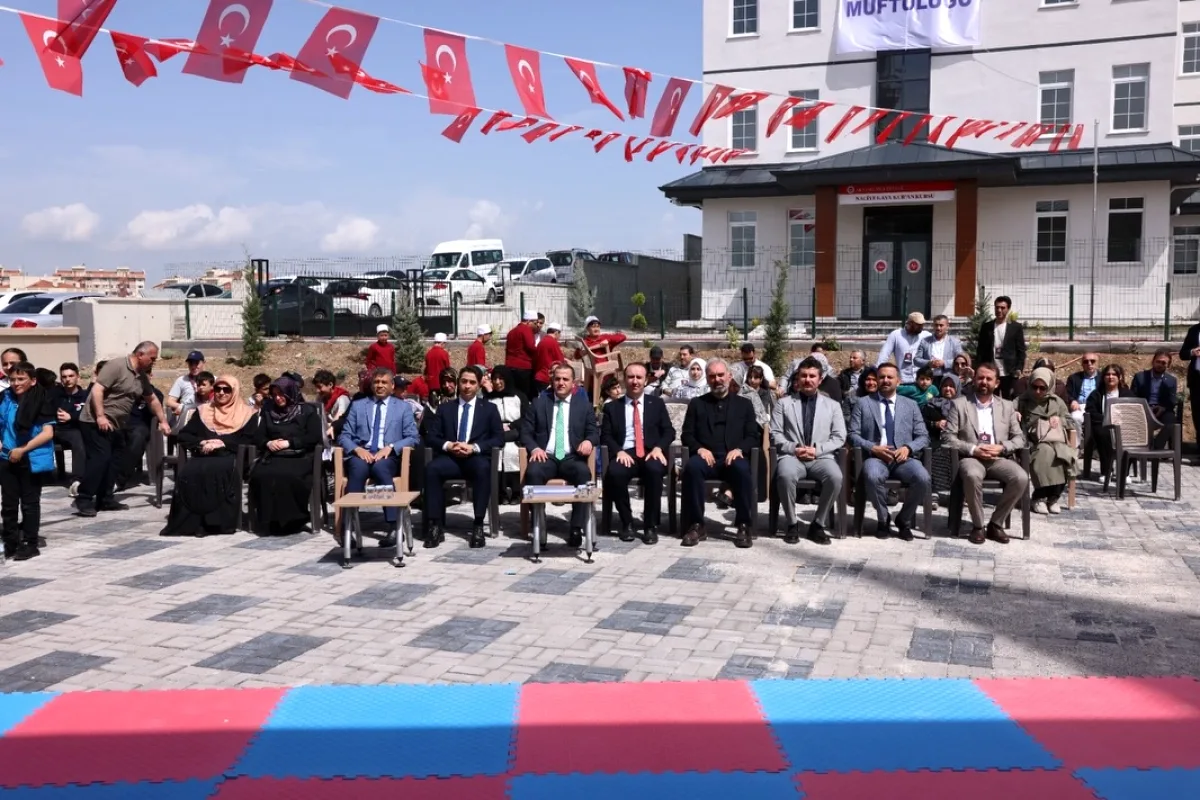 Akyurt'ta Öğrencilerin ÇEDES Şenlikleri Coşkusu Akyurt'ta Öğrencilerin ÇEDES Şenlikleri Coşkusu