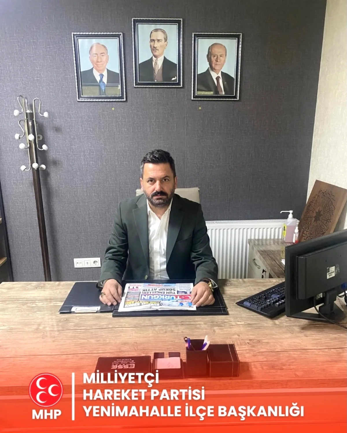 MHP Yenimahalle'de Nöbetçi Başkan Evren Vuran Görev Başında MHP Yenimahalle'de Nöbetçi Başkan Evren Vuran Görev Başında