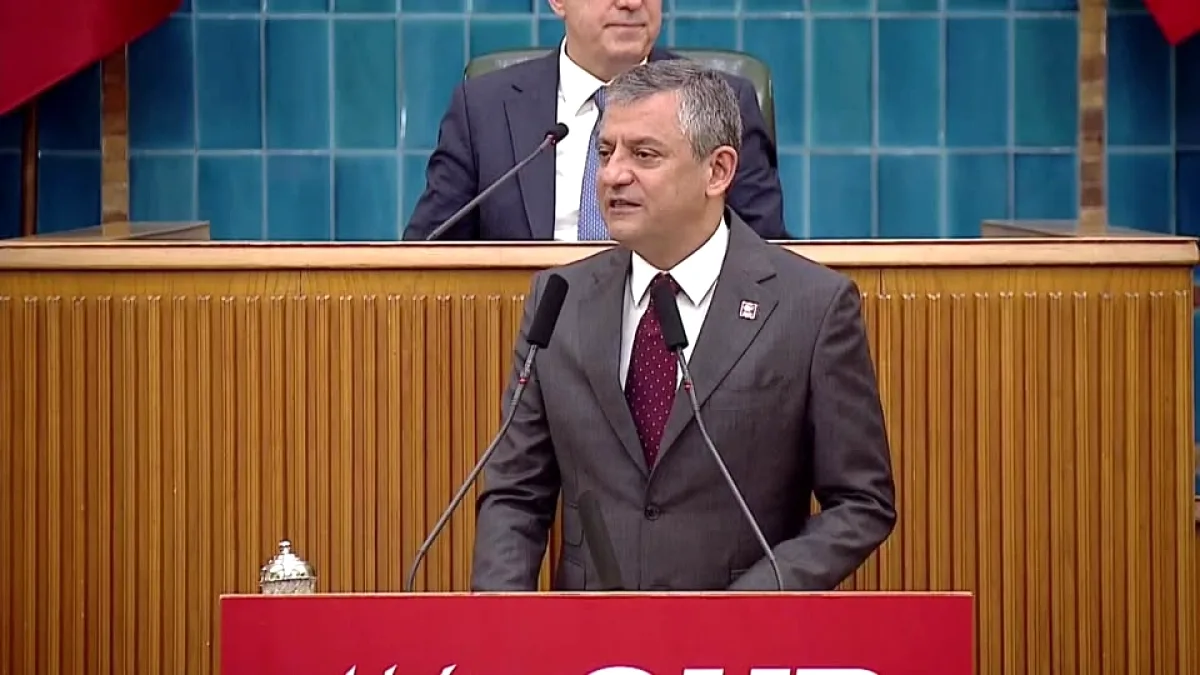 Özgür Özel TBMM'de CHP Grubuna Seslendi Özgür Özel TBMM'de CHP Grubuna Seslendi