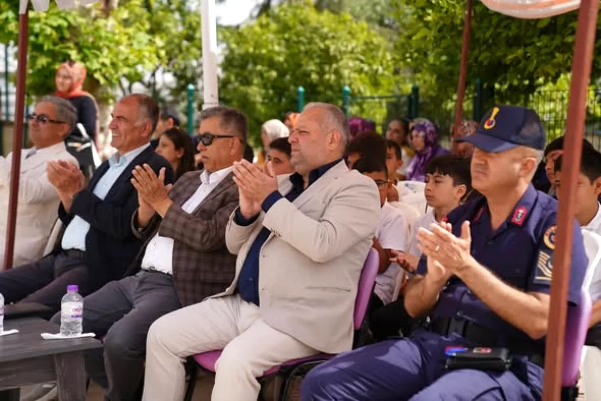 Finike'de Genç Mucitlerin Projeleri Görücüye Çıktı Finike'de Genç Mucitlerin Projeleri Görücüye Çıktı