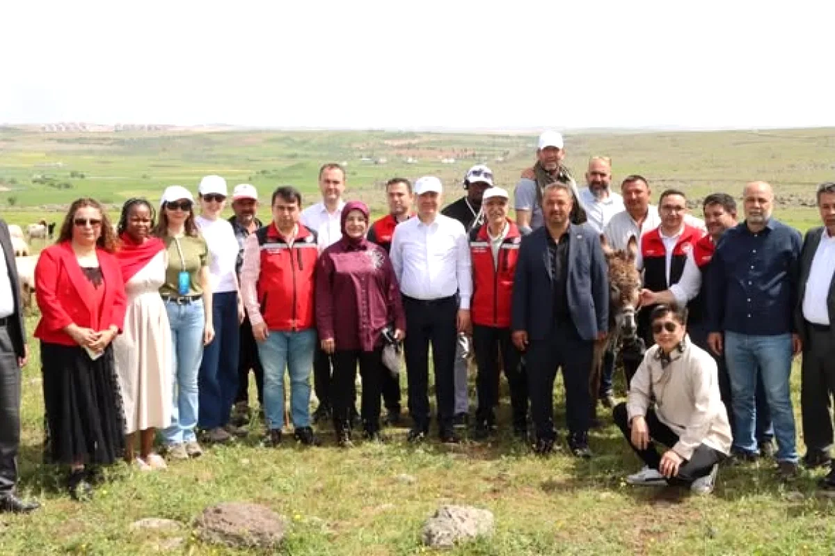 İpek Yolu Kervanı Gaziantep'te: Mera Hayatı ve Yöresel Üretim İncelendi İpek Yolu Kervanı Gaziantep'te: Mera Hayatı ve Yöresel Üretim İncelendi