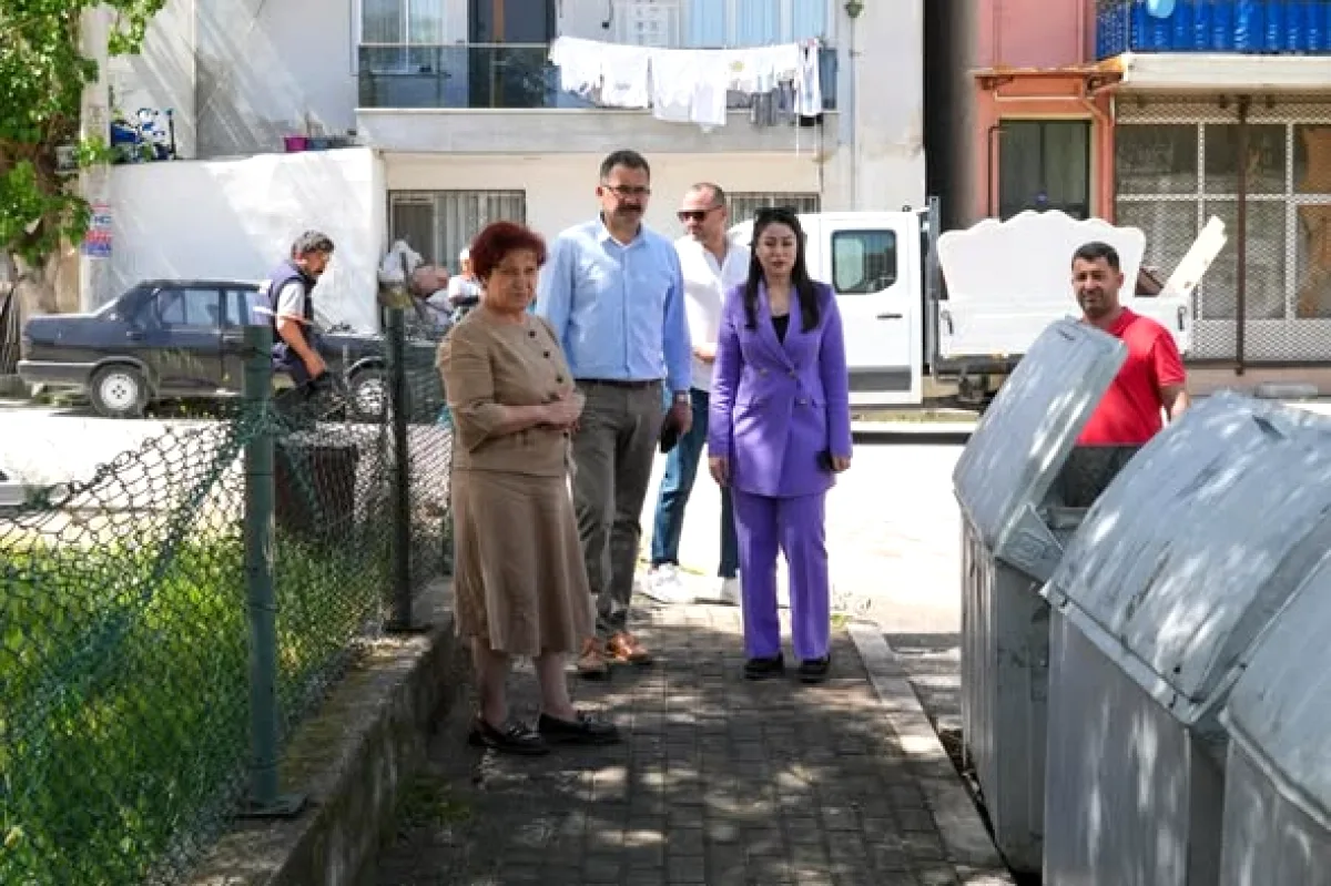Gaziemir'de Temizlik Seferberliği: Irmak Mahallesi'nde Ekipler Sahada Gaziemir'de Temizlik Seferberliği: Irmak Mahallesi'nde Ekipler Sahada