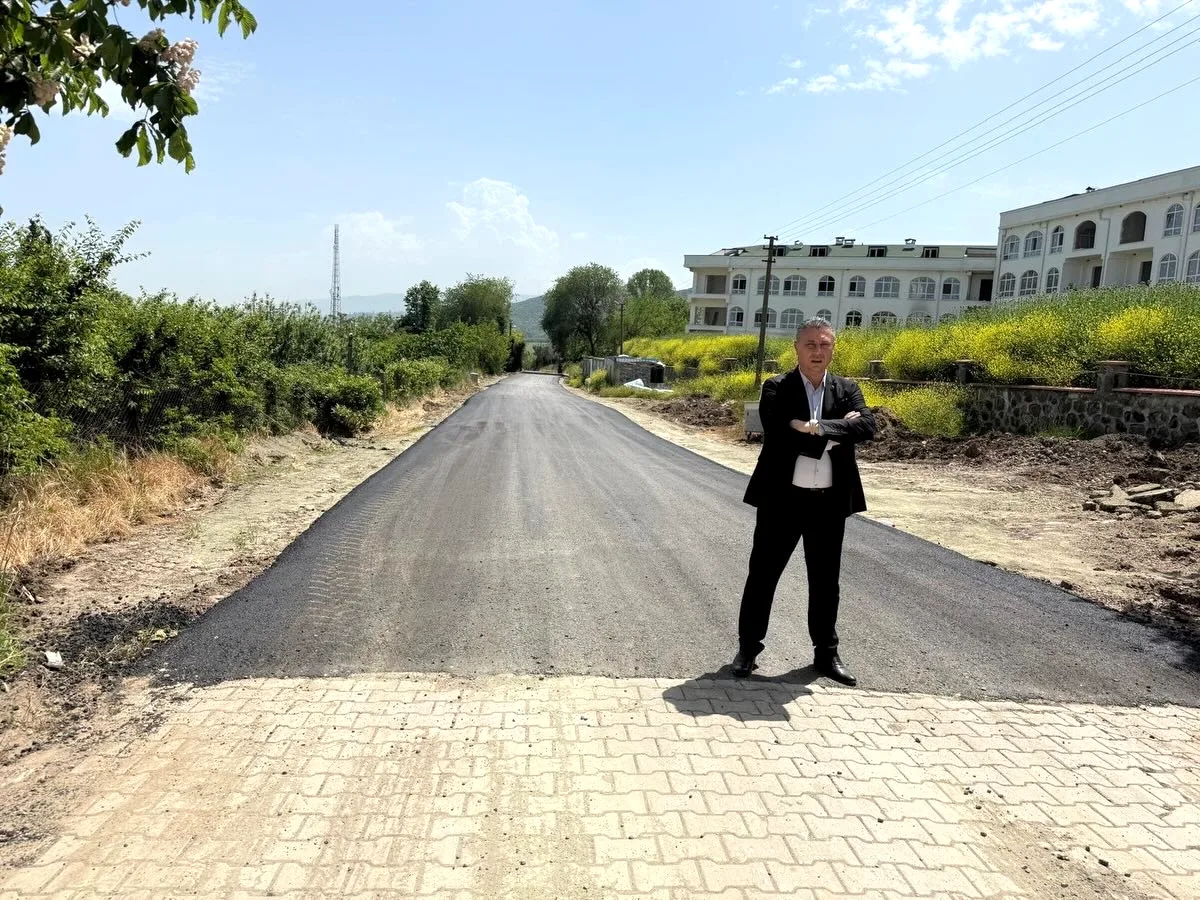Kaytazdere'de 4 Kilometrelik Asfalt Hamlesi: Hangi Yollar Yenilendi? Kaytazdere'de 4 Kilometrelik Asfalt Hamlesi: Hangi Yollar Yenilendi?