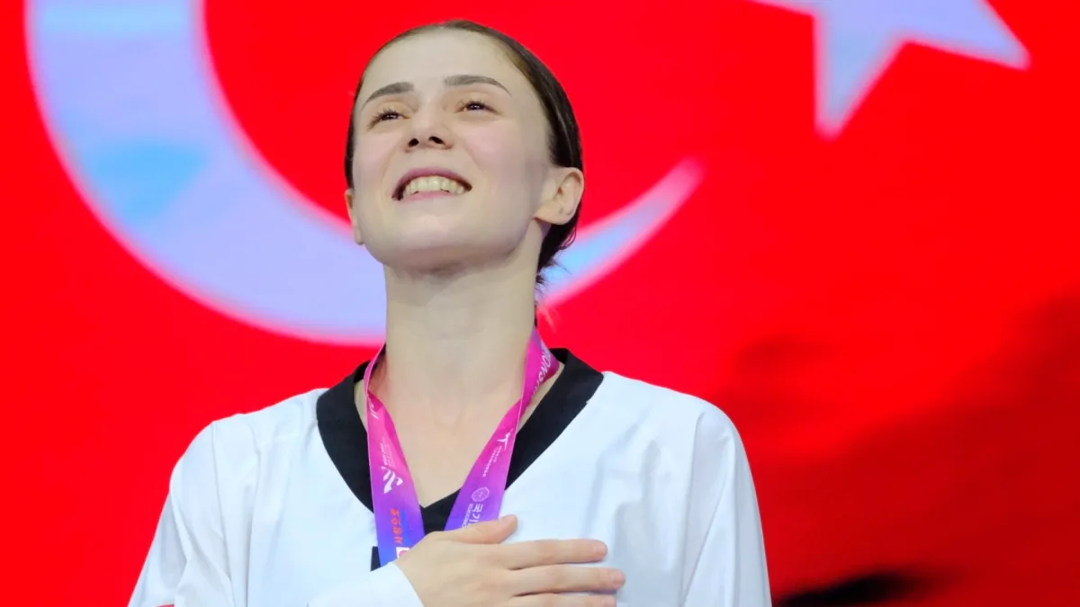 Merve Dinçel Kavurat Üçüncü Kez Avrupa Şampiyonu Oldu Merve Dinçel Kavurat Üçüncü Kez Avrupa Şampiyonu Oldu