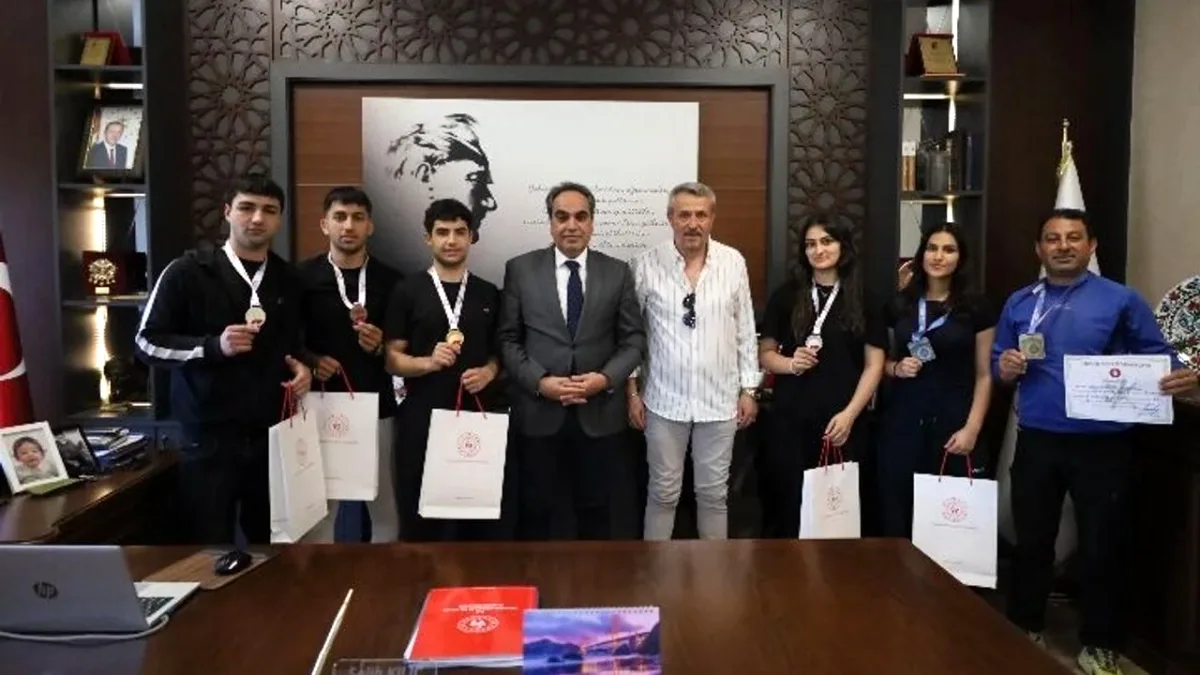Yalovalı Sporcular 7 Madalya Kazandı Yalovalı Sporcular 7 Madalya Kazandı