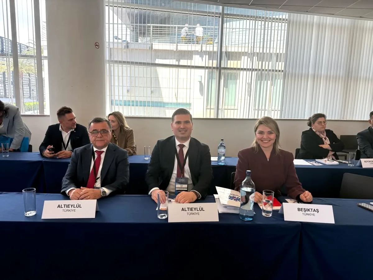 Altıeylül'den Cascais'te Demokrasi Zirvesi: Vizyon Avrupa'ya Taşındı Altıeylül'den Cascais'te Demokrasi Zirvesi: Vizyon Avrupa'ya Taşındı