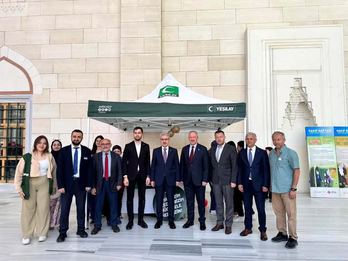 Yeşilay Üsküdar Çamlıca Camii'nde ÇEDES Şenliği Düzenledi Yeşilay Üsküdar Çamlıca Camii'nde ÇEDES Şenliği Düzenledi