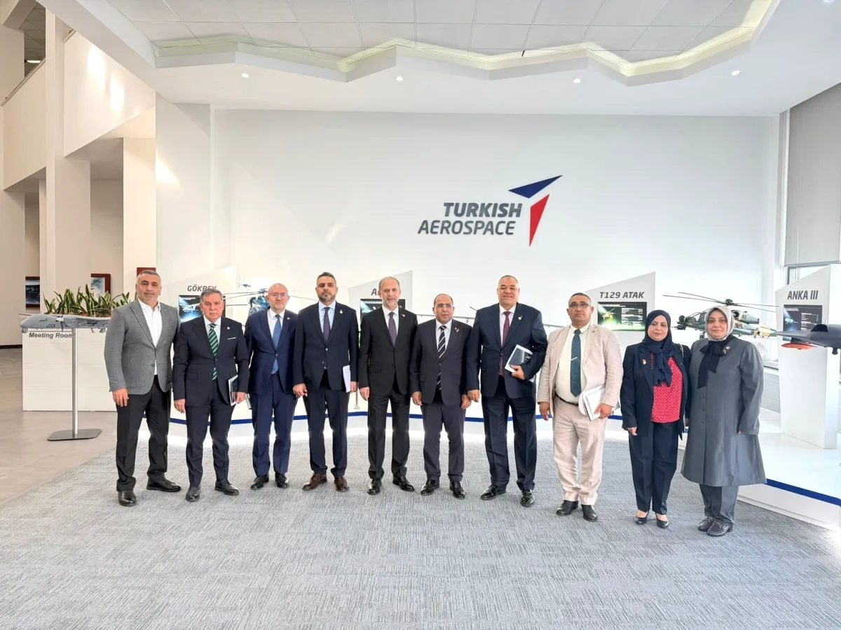 Süslü ve Cezayirli Heyet TUSAŞ'ı Ziyaret Etti: Savunma İş Birliği Vurgusu Süslü ve Cezayirli Heyet TUSAŞ'ı Ziyaret Etti: Savunma İş Birliği Vurgusu
