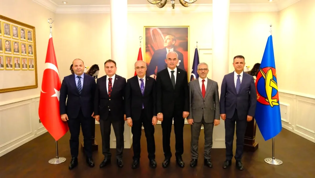 Orman ve Hava Kurumu Liderleri Ankara'da Bir Araya Geldi Orman ve Hava Kurumu Liderleri Ankara'da Bir Araya Geldi