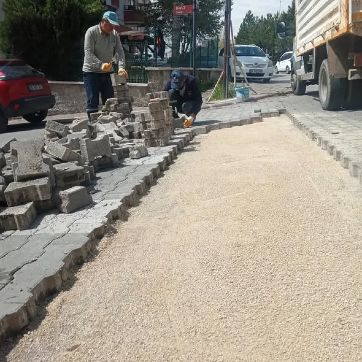 Pursaklar'da Yol Bakım ve Onarım Çalışmaları Devam Ediyor Pursaklar'da Yol Bakım ve Onarım Çalışmaları Devam Ediyor