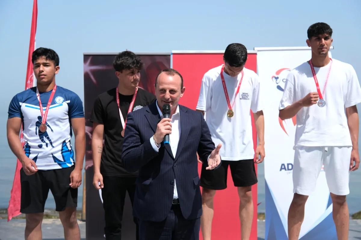 Çiftlikköy Sahilinde 19 Mayıs Gençlik Koşusu Coşkusu Çiftlikköy Sahilinde 19 Mayıs Gençlik Koşusu Coşkusu
