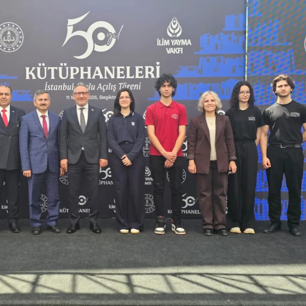Fatih'te Eğitim Yuvasına Kütüphane Müjdesi: İlim Yayma Vakfı'ndan Anlamlı Yatırım Fatih'te Eğitim Yuvasına Kütüphane Müjdesi: İlim Yayma Vakfı'ndan Anlamlı Yatırım