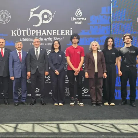 Fatih'te Eğitim Yuvasına Kütüphane Müjdesi: İlim Yayma Vakfı'ndan Anlamlı Yatırım