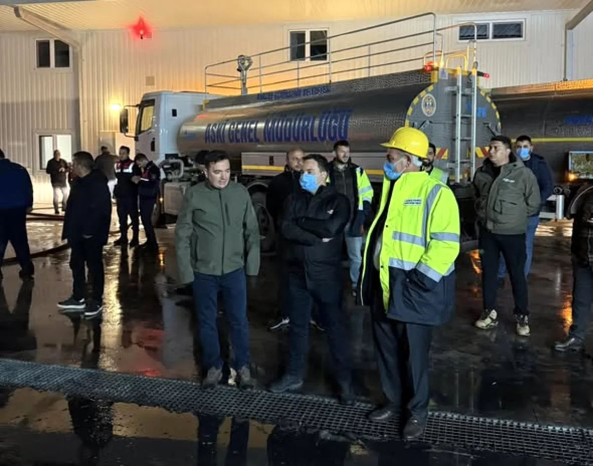 Kalecik'te Kuluçka Tesisi Yangını: Başkan Karakoç Bölgede İnceleme Yaptı Kalecik'te Kuluçka Tesisi Yangını: Başkan Karakoç Bölgede İnceleme Yaptı