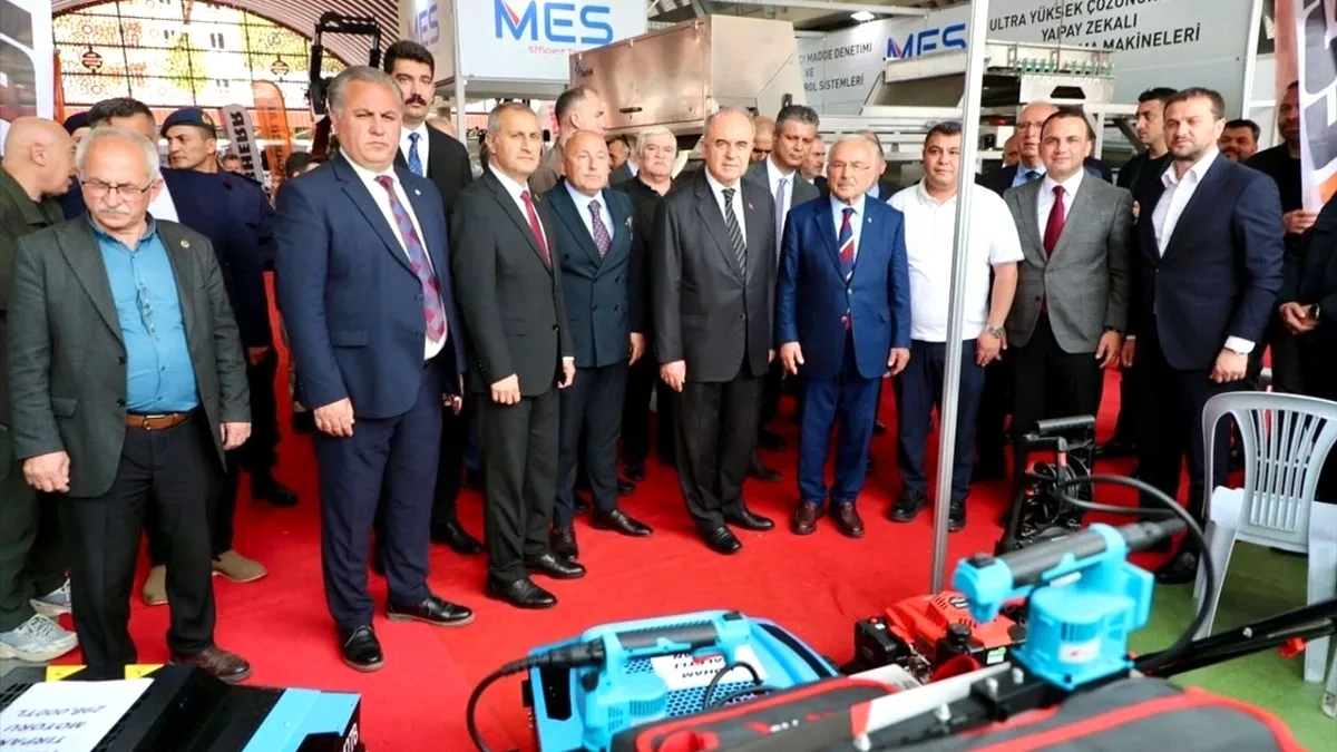 Fatsa'da 2. Karadeniz Tarım Fuarı Başladı: 110 Stant, 175 Marka Fatsa'da 2. Karadeniz Tarım Fuarı Başladı: 110 Stant, 175 Marka