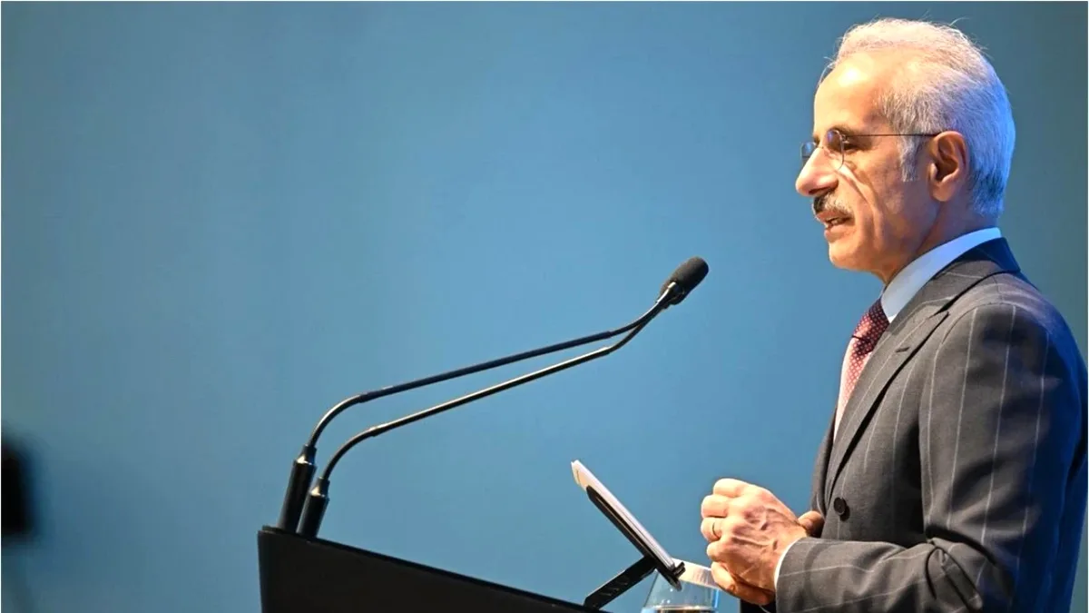 TÜRKSAT 7A Yolunda: Türkiye'nin Uzay ve Dijital Hedefleri Açıklandı TÜRKSAT 7A Yolunda: Türkiye'nin Uzay ve Dijital Hedefleri Açıklandı