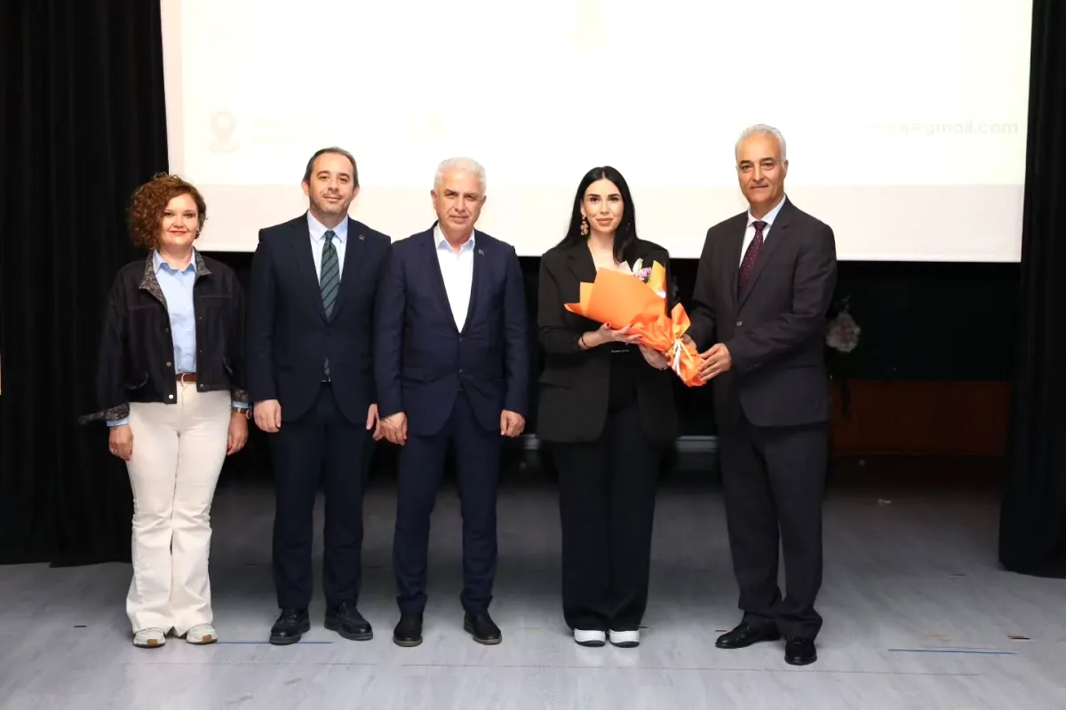 Çatalca'da Özel Gereksinimli Çocuk Ailelerine Seminer Çatalca'da Özel Gereksinimli Çocuk Ailelerine Seminer