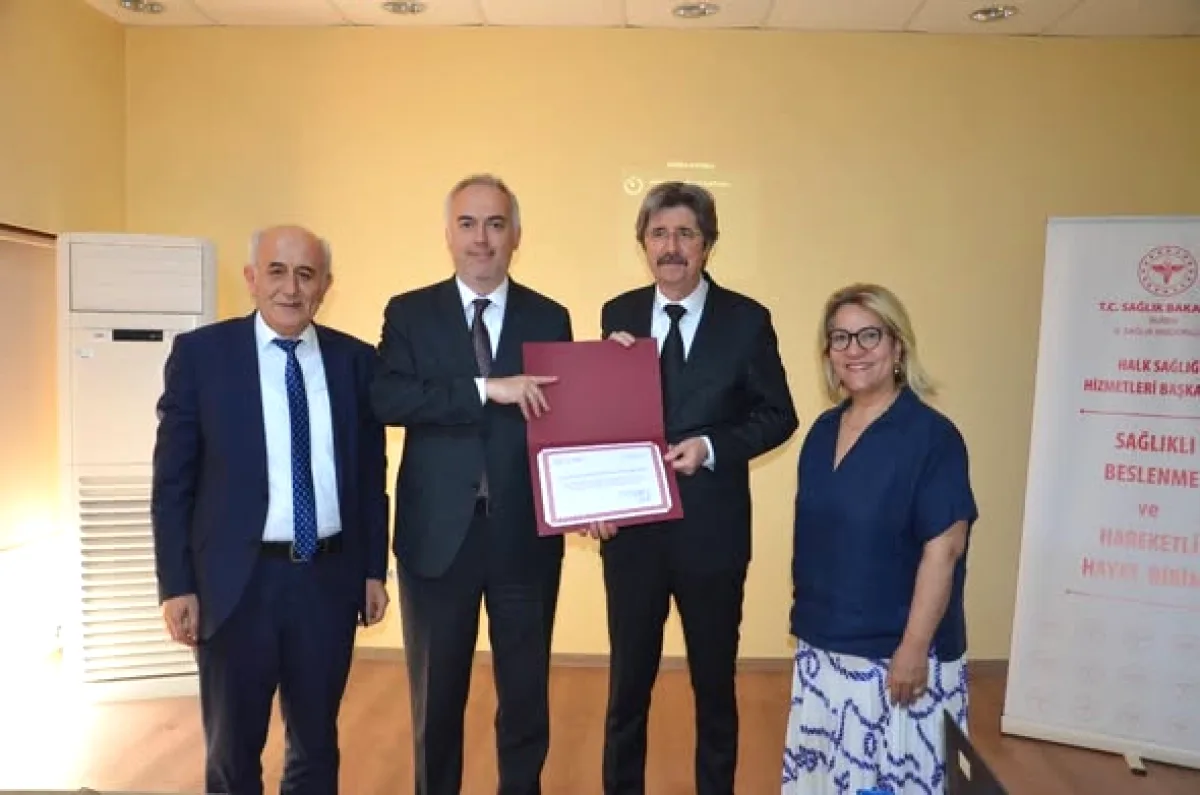 Bursa'da Hastane Çalışanları İçin Sağlıklı Yaşam Sertifikası Bursa'da Hastane Çalışanları İçin Sağlıklı Yaşam Sertifikası